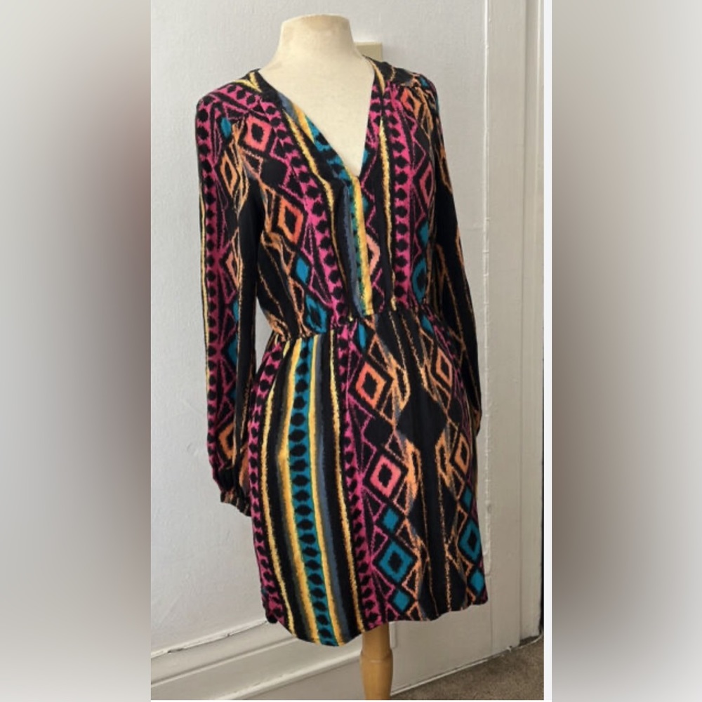 Charlie Jade XS long sleeve printed dress